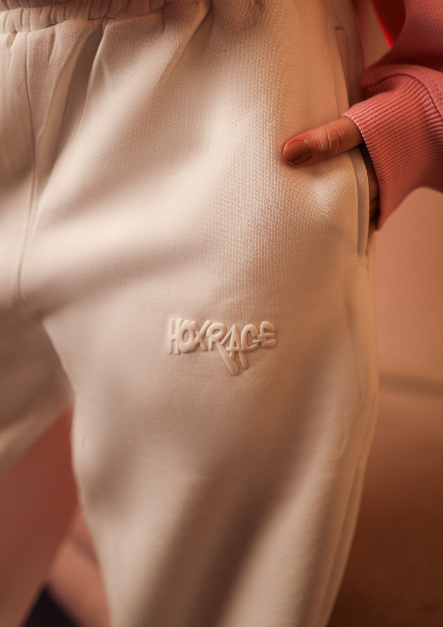 Essential Sweetpants (white)