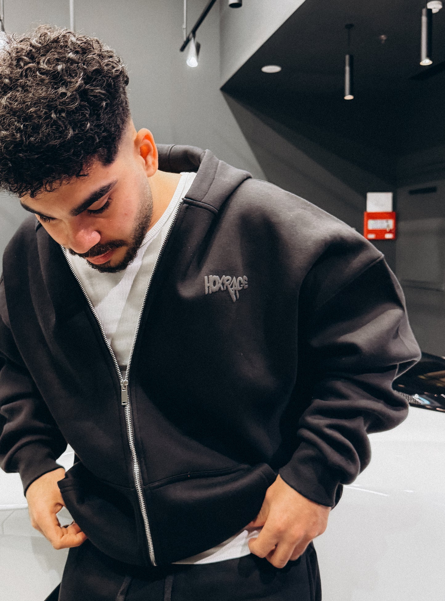 Full-Zipper | Box-Fit (Black)